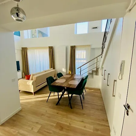 Penthouse View - Granvia Park